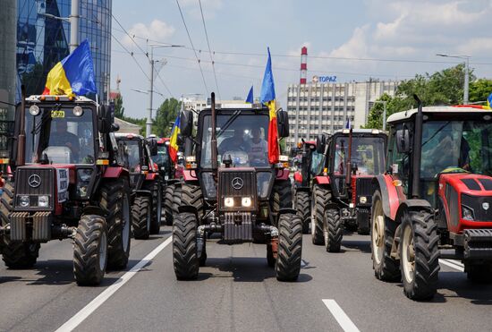 Протесты фермеров продолжаются в Кишиневе