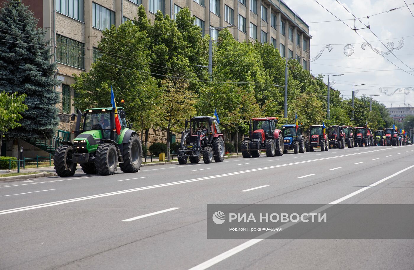 Протесты фермеров продолжаются в Кишиневе