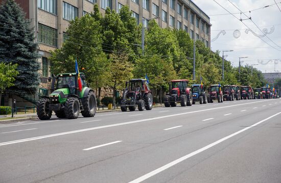 Протесты фермеров продолжаются в Кишиневе