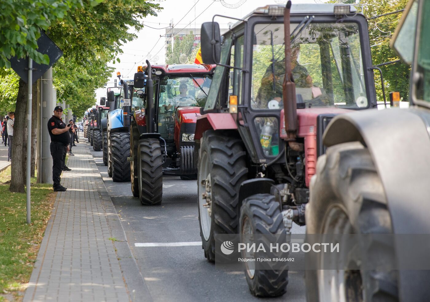 Протесты фермеров продолжаются в Кишиневе