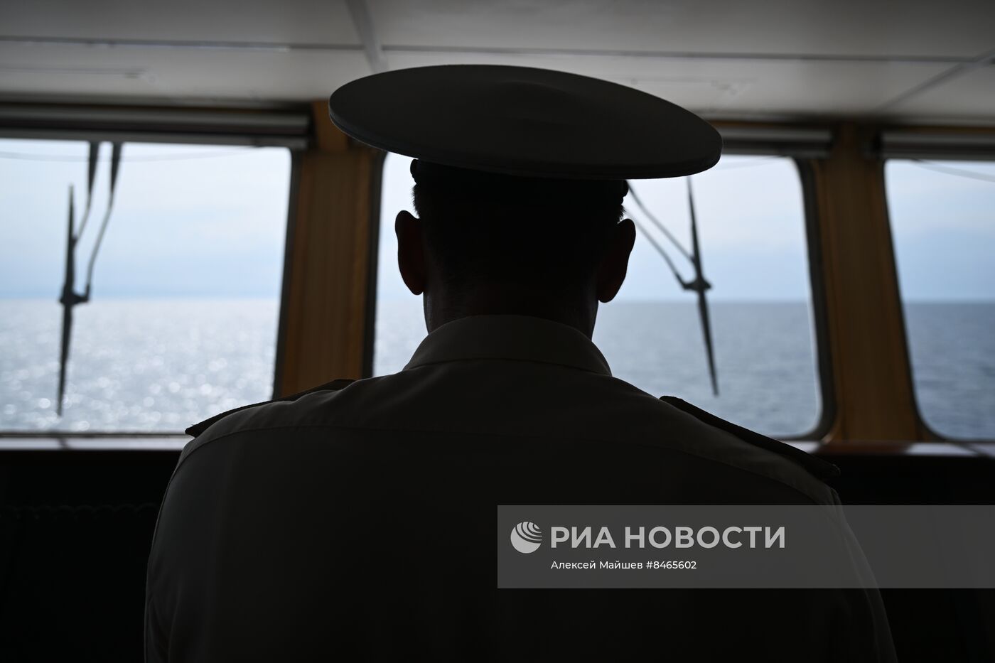 Учения пограничных сторожевых кораблей по охране акватории Каспийского моря