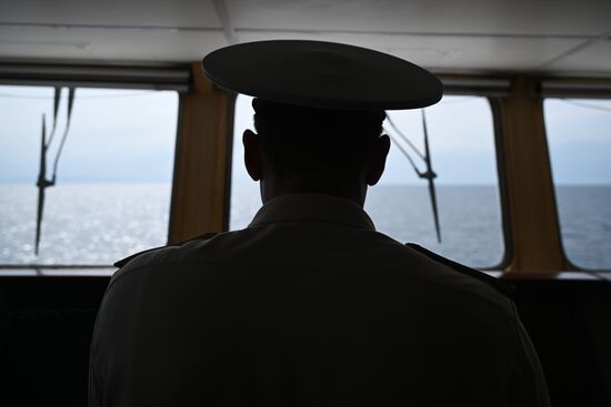 Учения пограничных сторожевых кораблей по охране акватории Каспийского моря