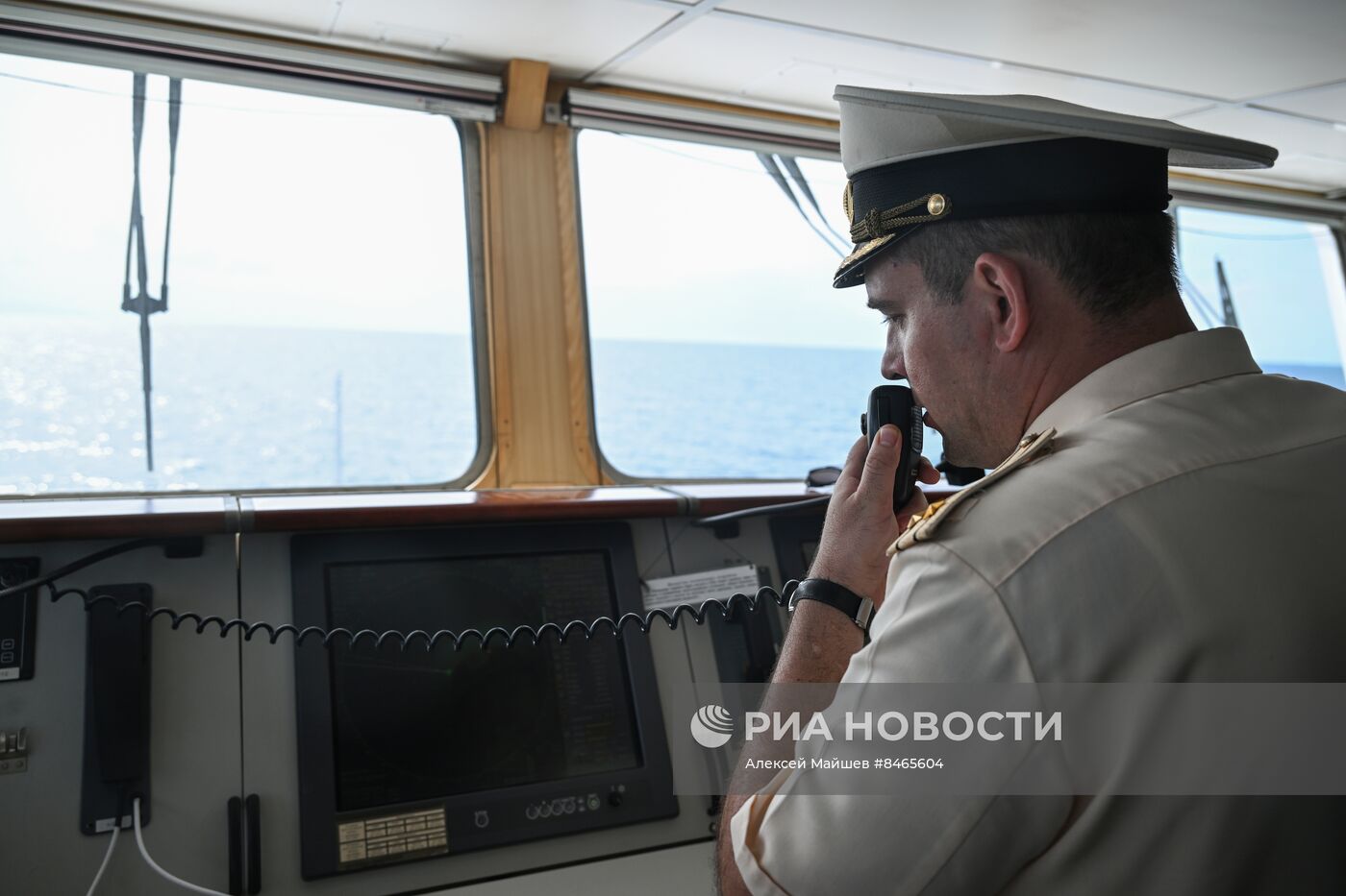 Учения пограничных сторожевых кораблей по охране акватории Каспийского моря