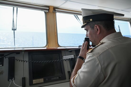 Учения пограничных сторожевых кораблей по охране акватории Каспийского моря