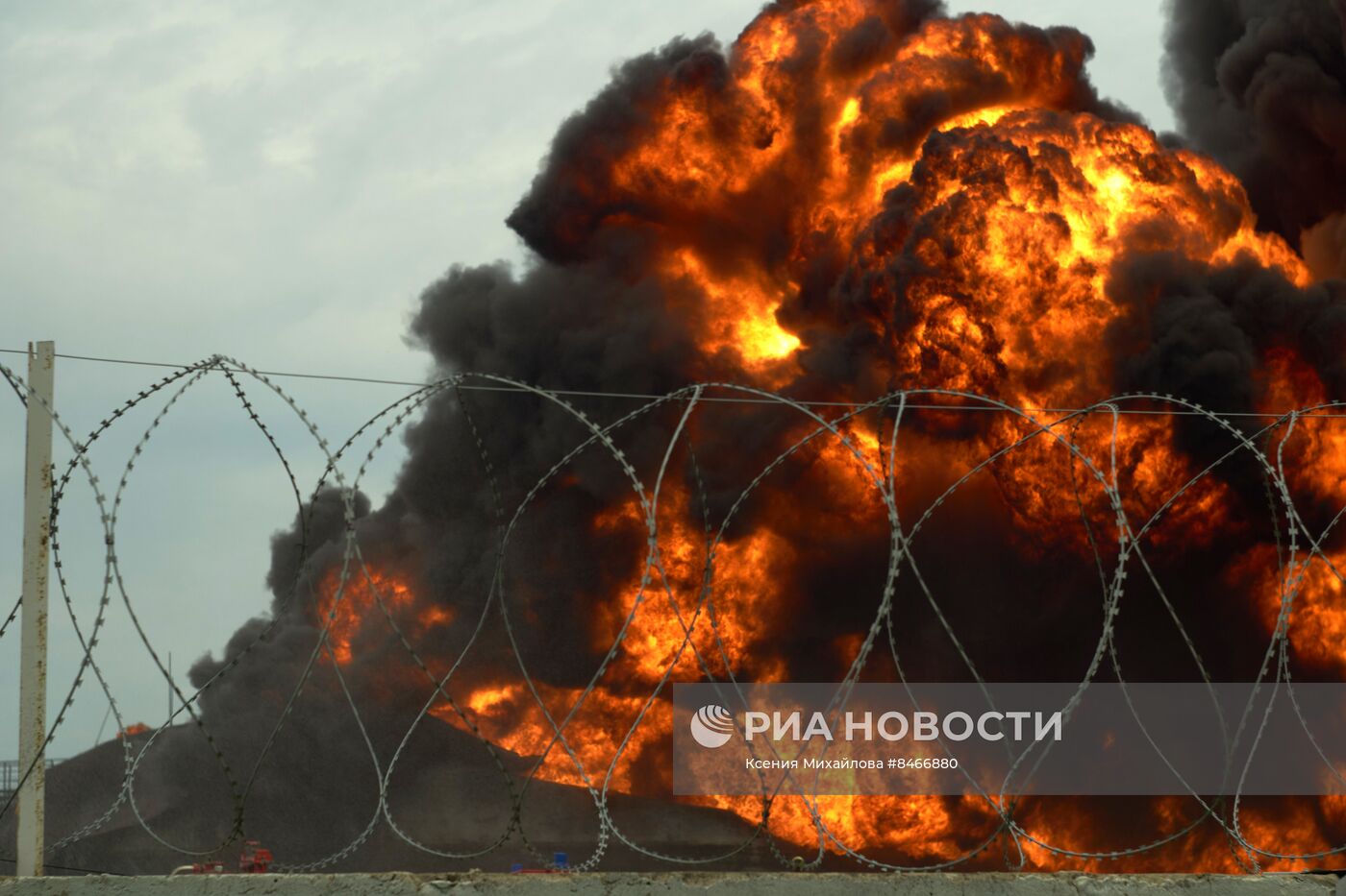 Взрыв на нефтебазе в Воронеже