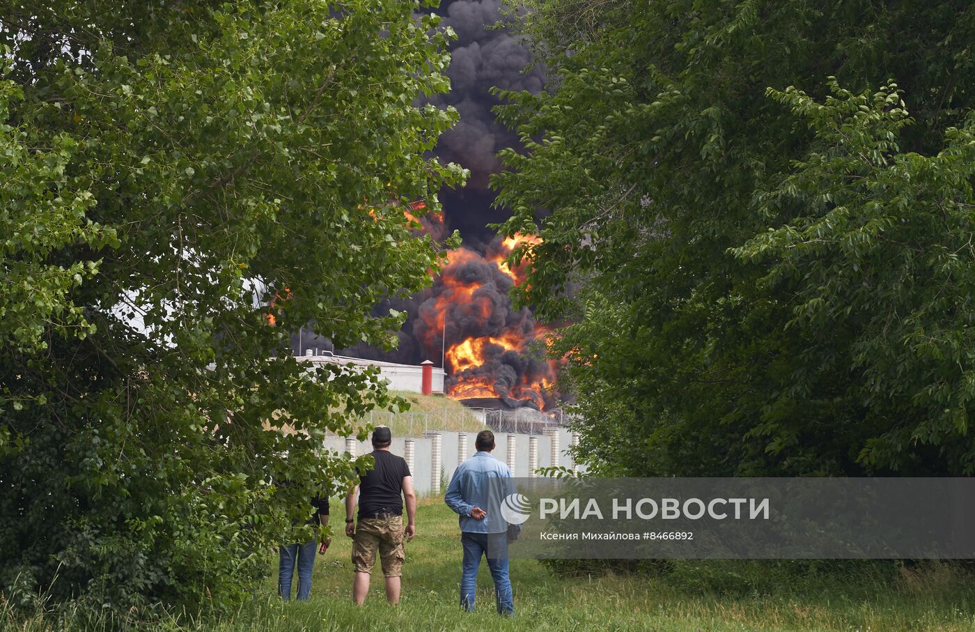 Взрыв на нефтебазе в Воронеже