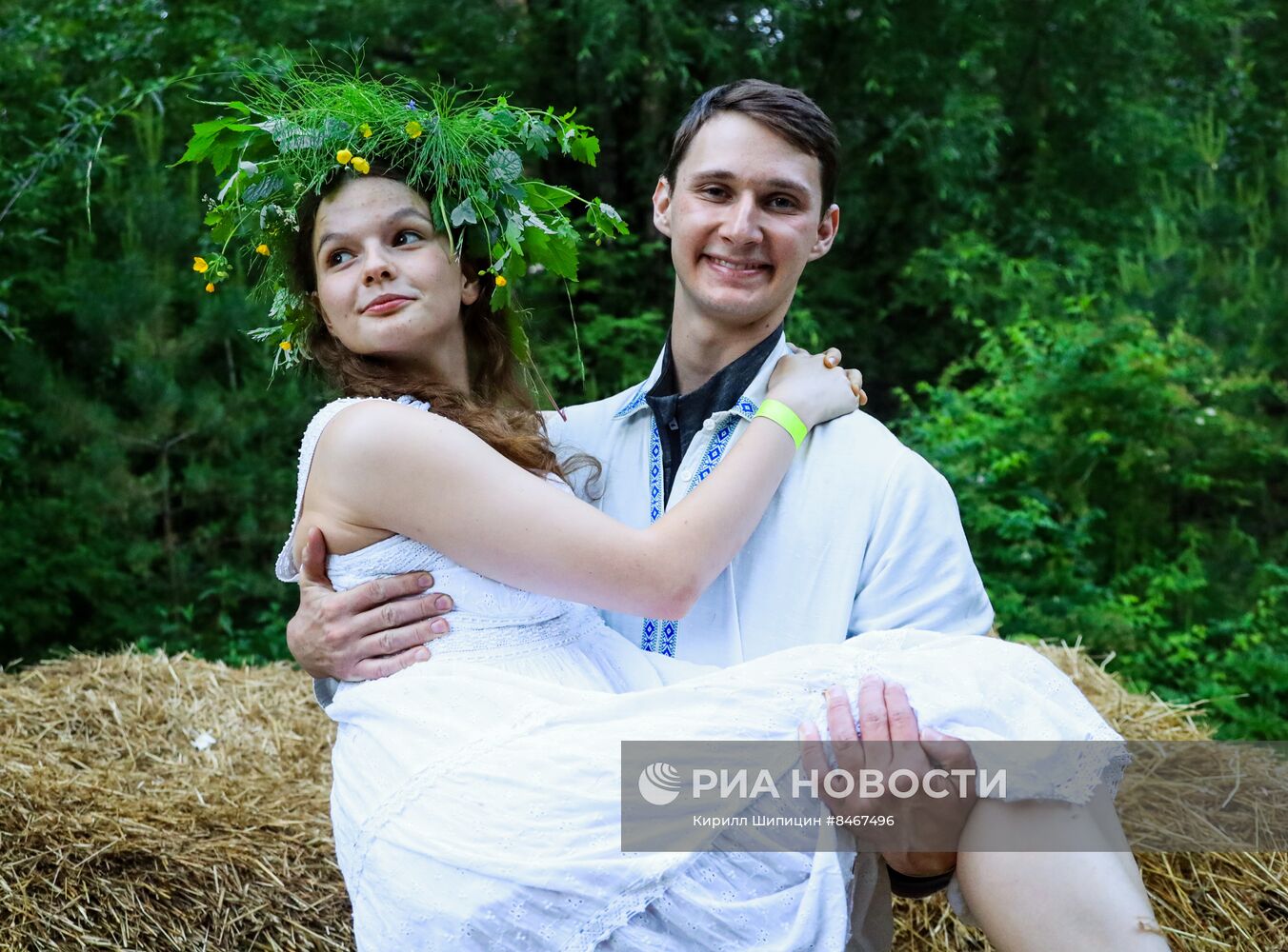Традиционный праздник "Купалье" в Иркутске