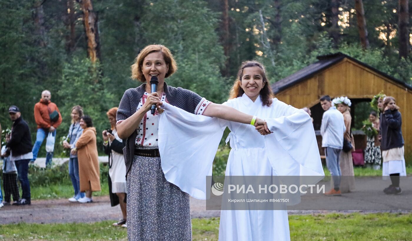 Традиционный праздник "Купалье" в Иркутске