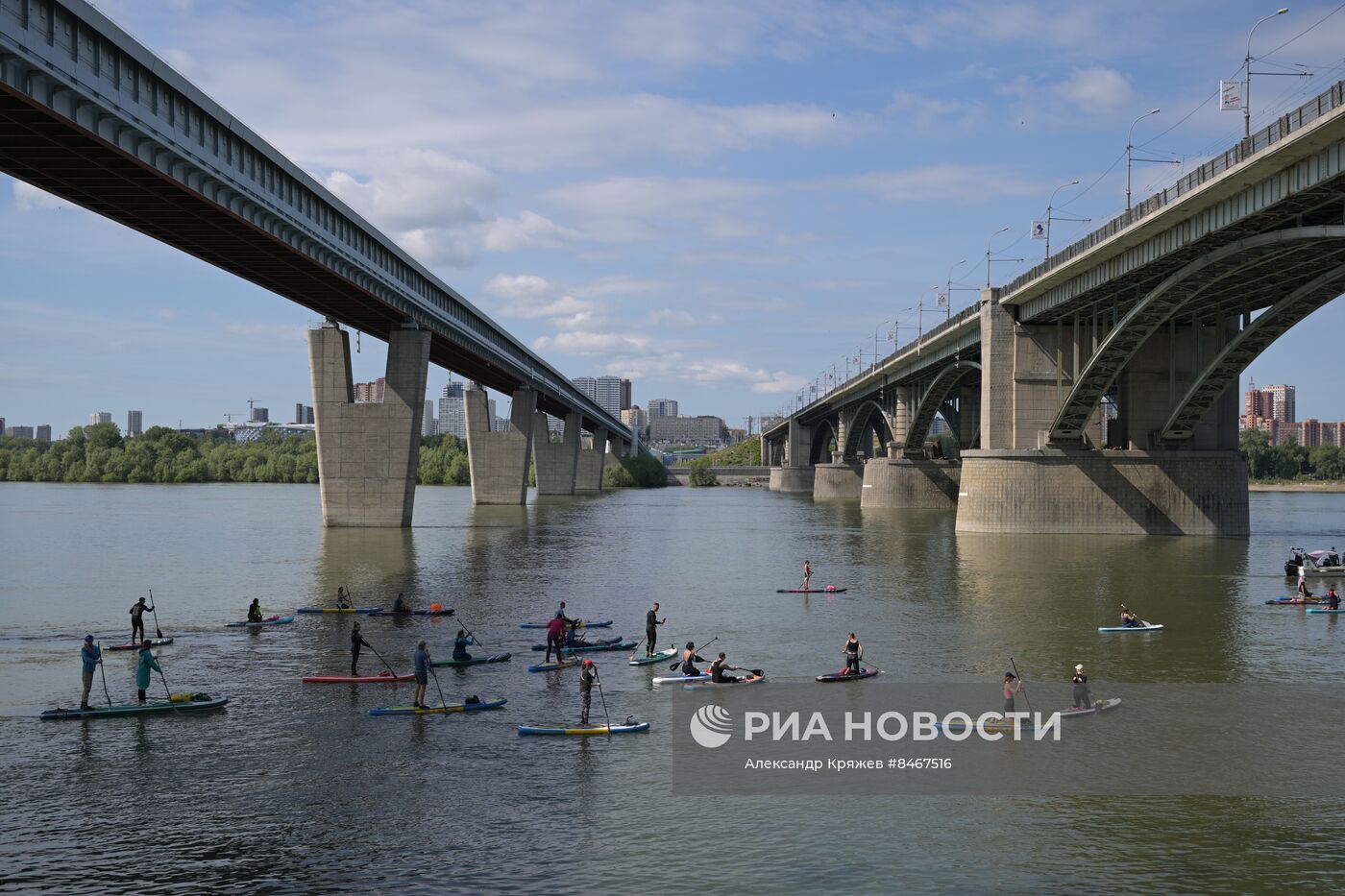 Зарядка с Олимпийскими чемпионами и космонавтом Анной Кикиной в Новосибирске