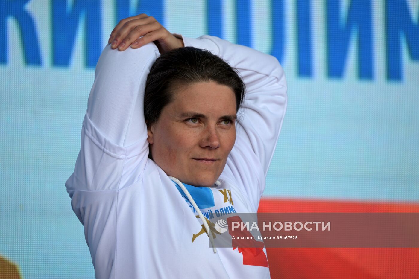 Зарядка с Олимпийскими чемпионами и космонавтом Анной Кикиной в Новосибирске