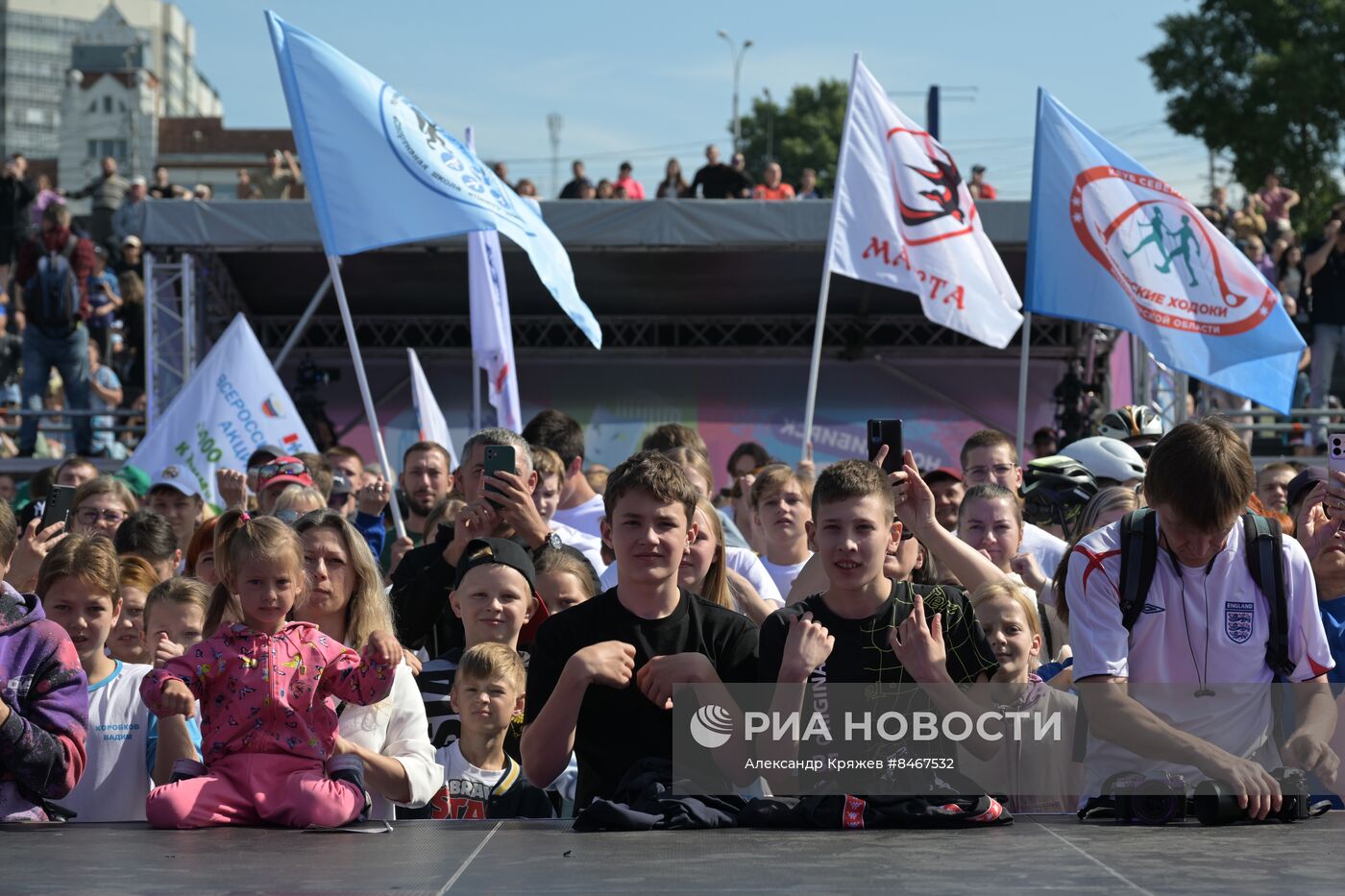 Зарядка с Олимпийскими чемпионами и космонавтом Анной Кикиной в Новосибирске