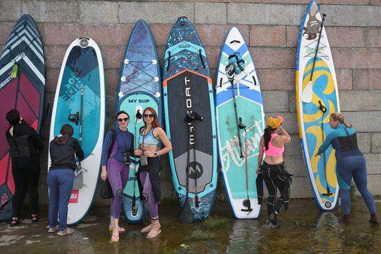 Зарядка с Олимпийскими чемпионами и космонавтом Анной Кикиной в Новосибирске