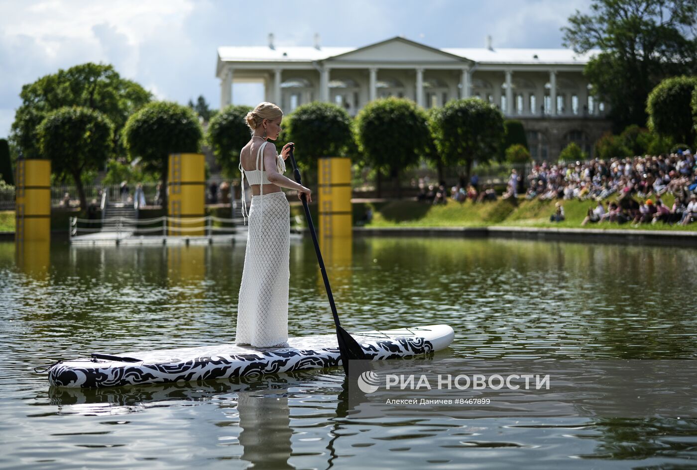 Дефиле "Ассоциации" в Царском селе