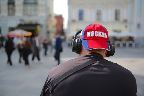 Теплая погода в Москве