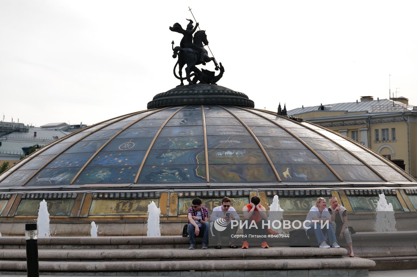 Теплая погода в Москве