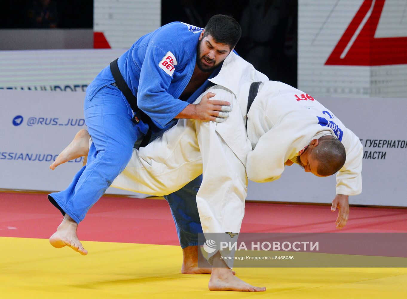 Judo tour