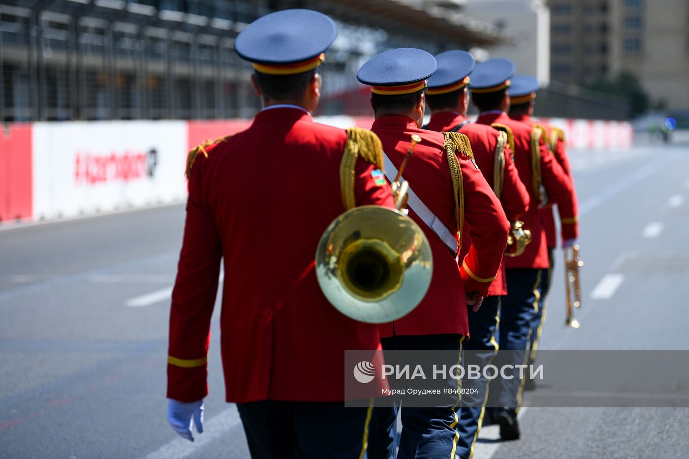 Выступление военных оркестров по случаю Дня Вооруженных сил в Баку