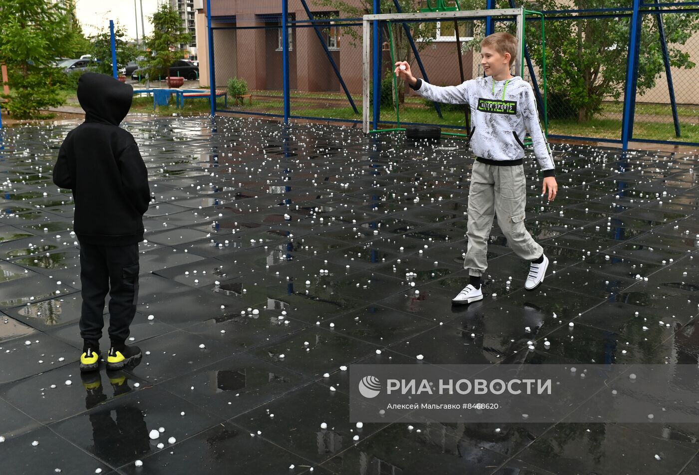 Крупный град в Омске