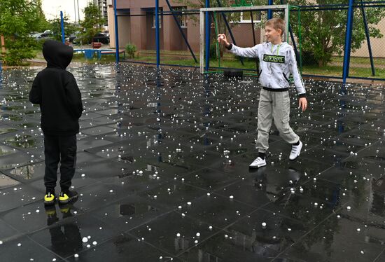 Крупный град в Омске