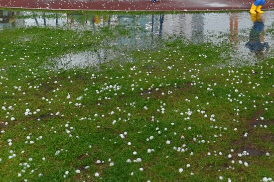 Крупный град в Омске