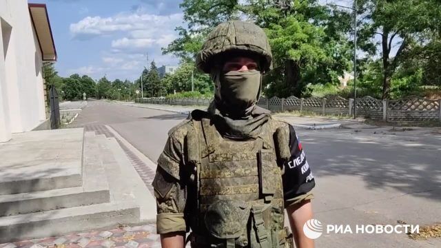 Украинские войска обстреливают жилые кварталы города Алёшки в Херсонской области