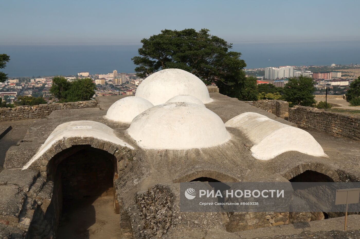 Крепость Нарын-Кала в Дагестане