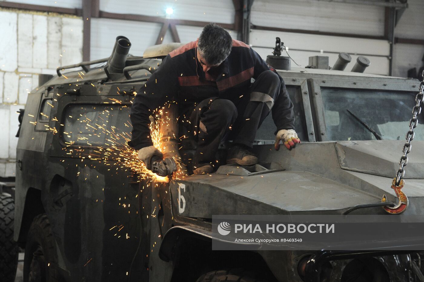 Ремонт пострадавшей в ходе СВО техники в Тамбове