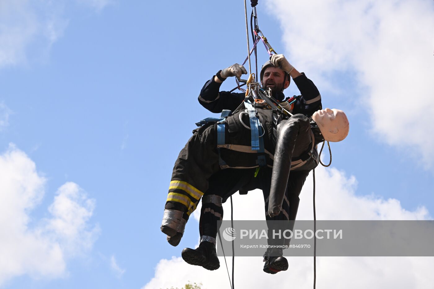 Финал городского конкурса профессионального мастерства по профессии "Спасатель"