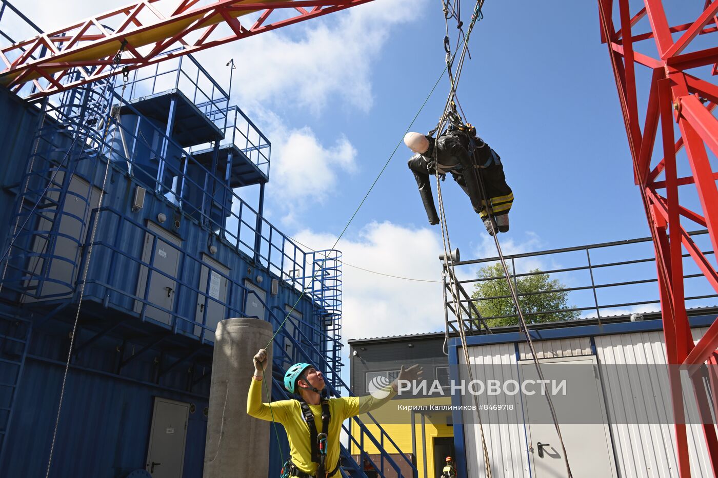 Финал городского конкурса профессионального мастерства по профессии "Спасатель"