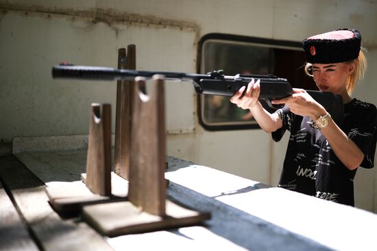 Подготовка молодежи к службе в армии РФ среди казаков в Краснодарском крае