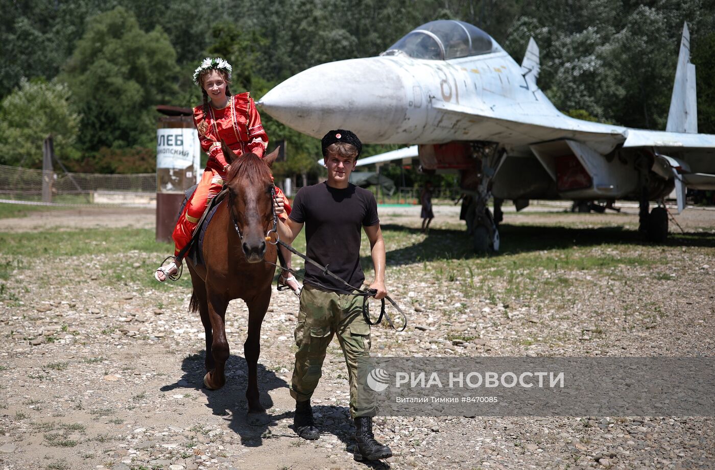 Подготовка молодежи к службе в армии РФ среди казаков в Краснодарском крае