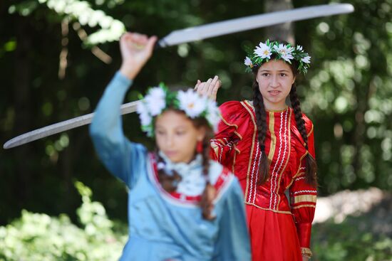 Подготовка молодежи к службе в армии РФ среди казаков в Краснодарском крае