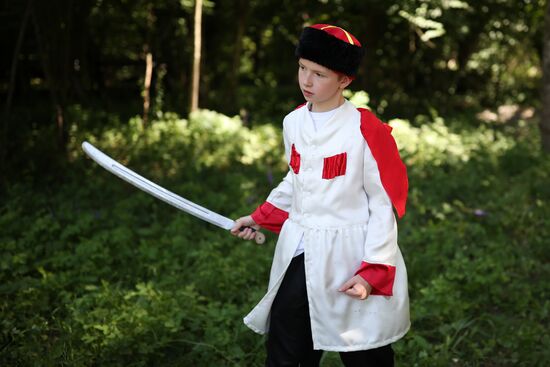 Подготовка молодежи к службе в армии РФ среди казаков в Краснодарском крае