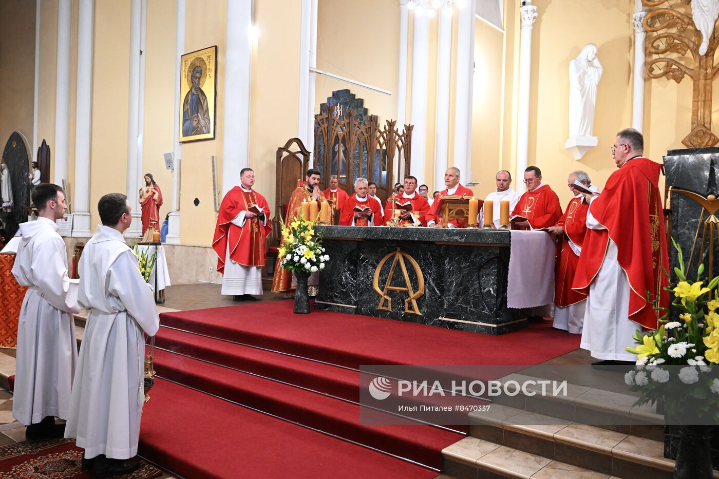 Посланник папы римского кардинал Дзуппи посетил Москву