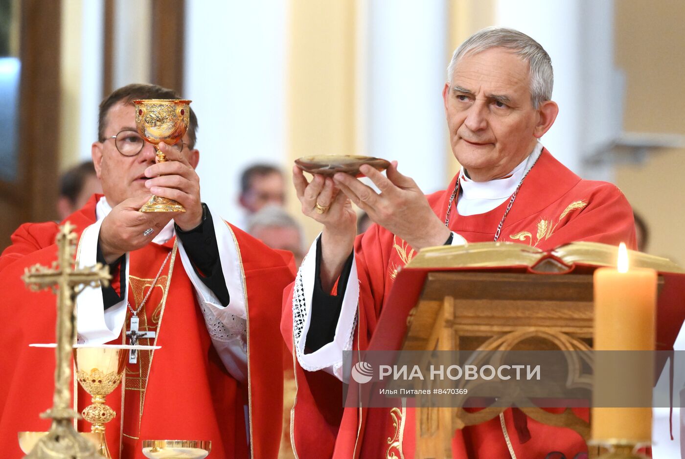 Посланник папы римского кардинал Дзуппи посетил Москву