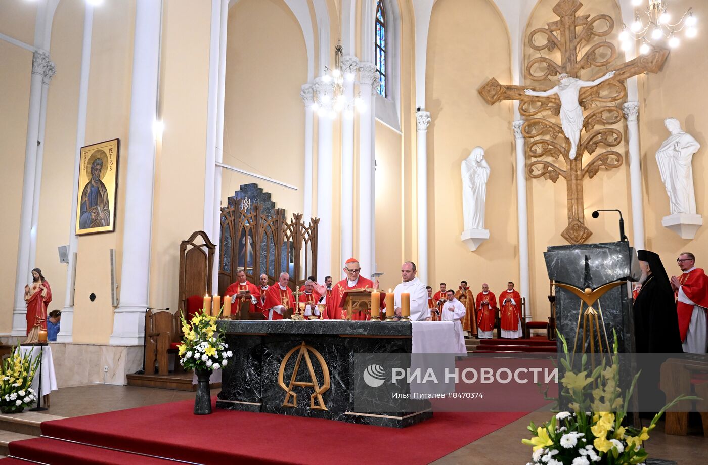 Посланник папы римского кардинал Дзуппи посетил Москву