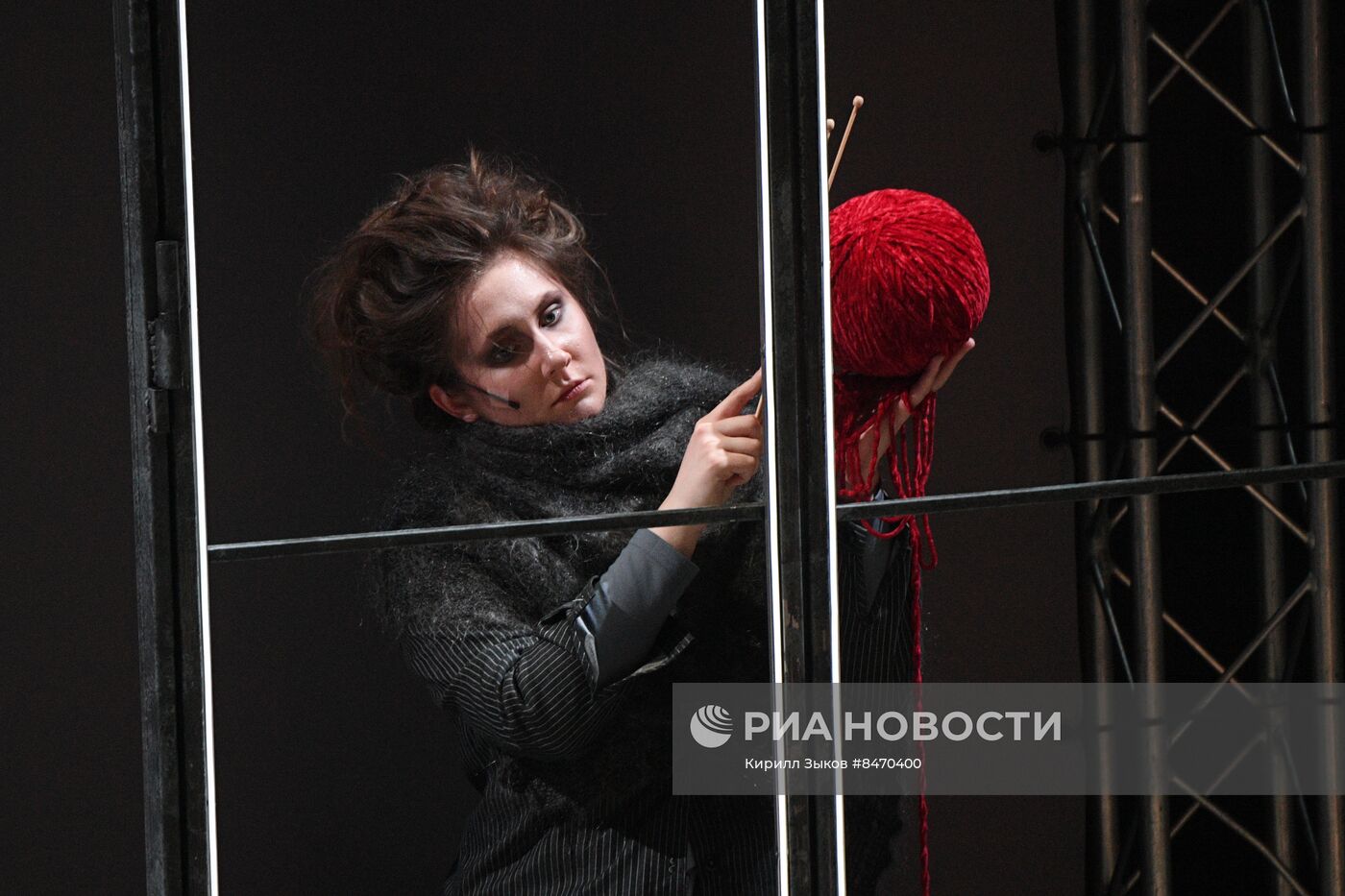 Показ спектакля "Дневник писателя"