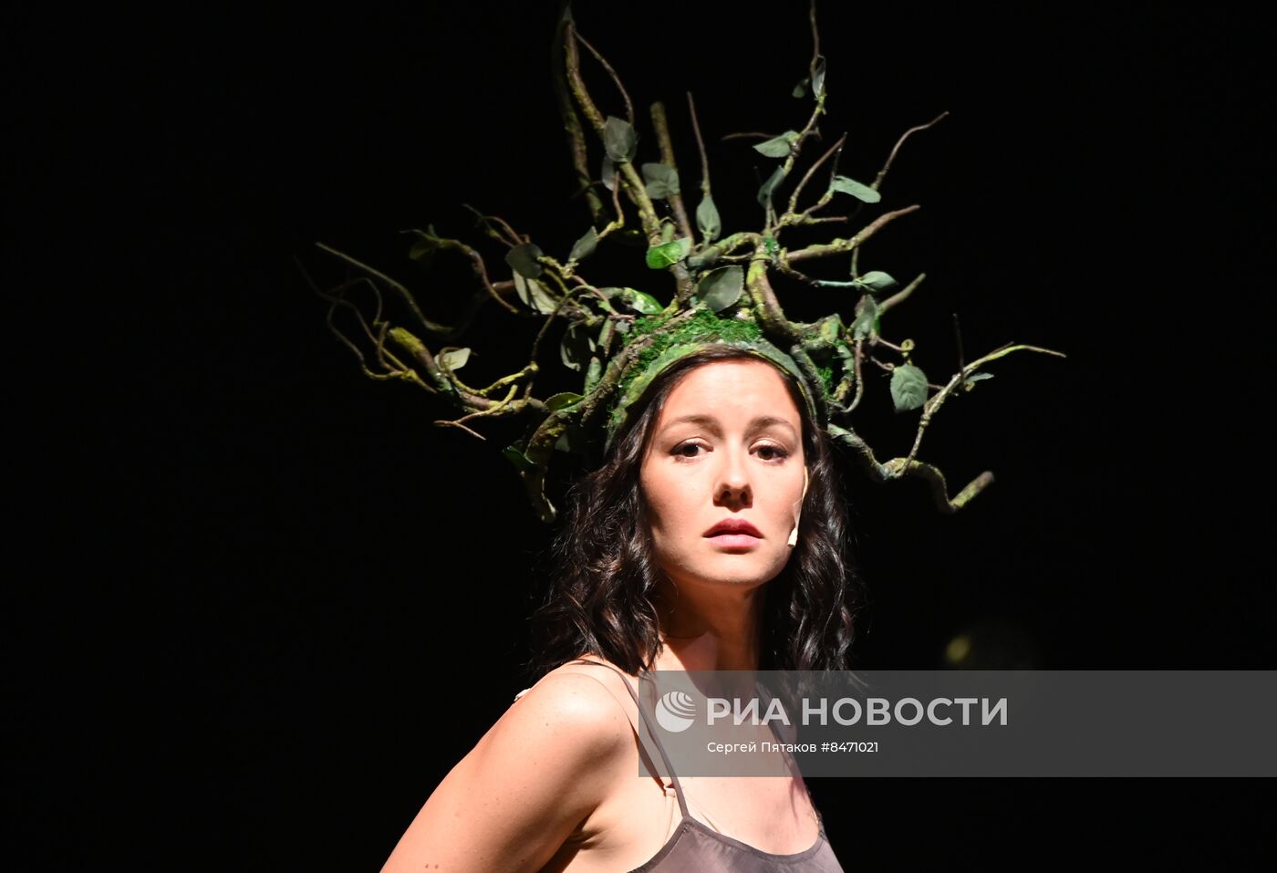 Спектакль "Наедине" в Театре на Таганке