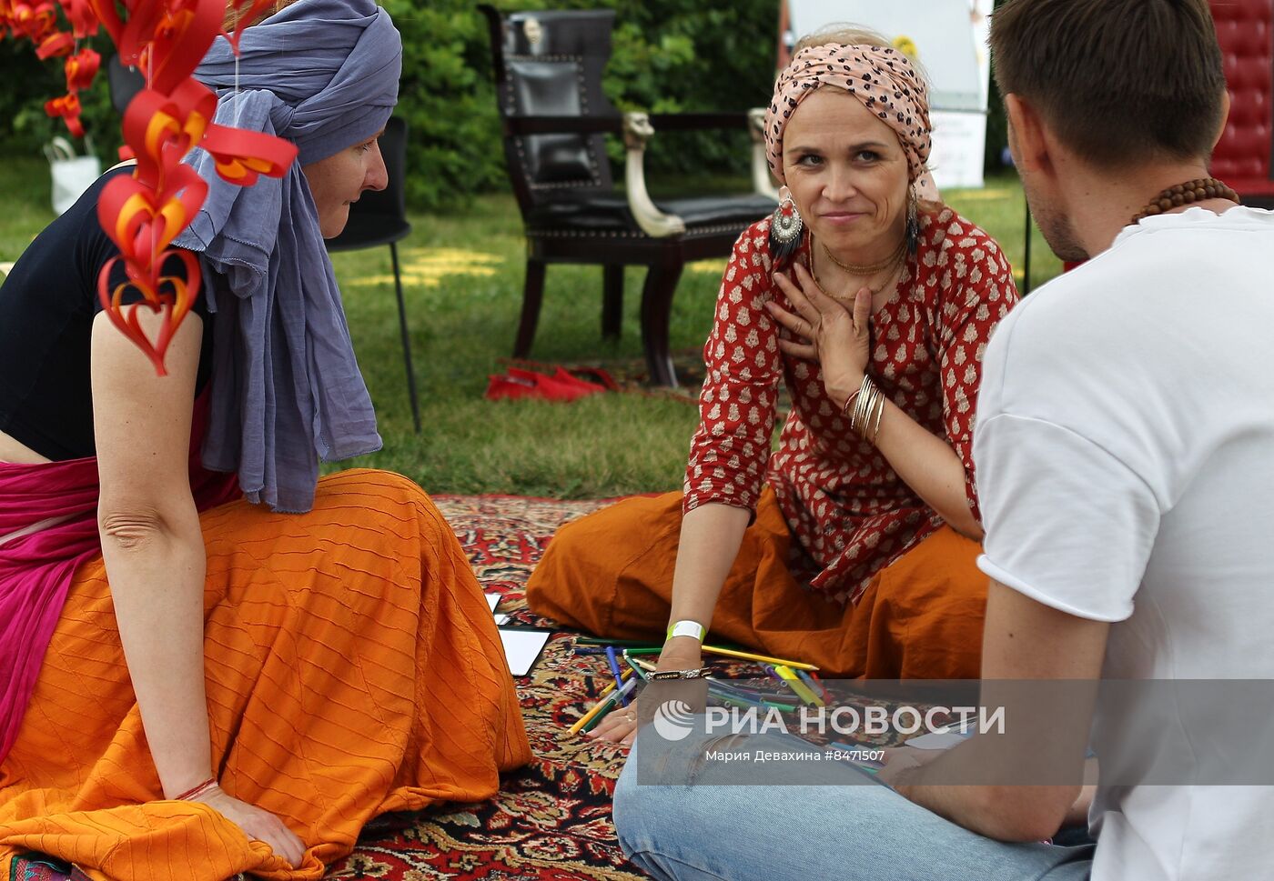 9-й Международный день йоги Yoga Day Russia