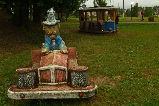 Детская площадка из СССР в Кашине