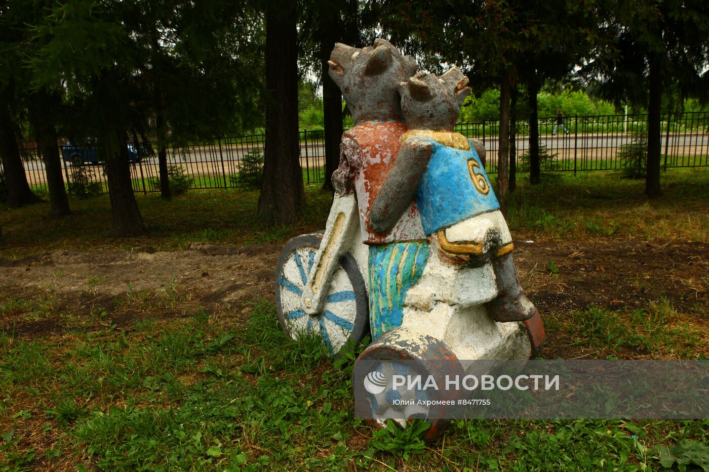 Детская площадка из СССР в Кашине