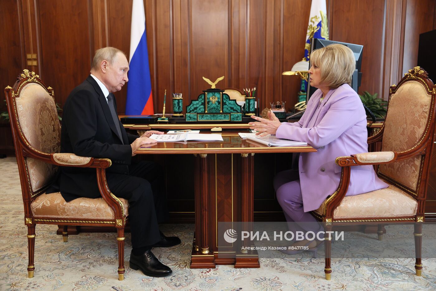 Рабочая встреча президента РФ В. Путина с главой Центризбиркома Э. Памфиловой