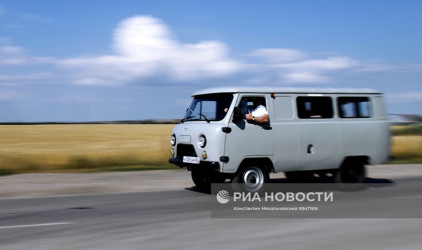 В Крыму создали электромобиль на базе УАЗ "Буханка"