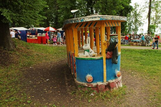 Детская площадка из СССР  в Кашине