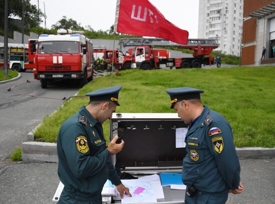 Пожарно-тактические учения в театре Владивостока