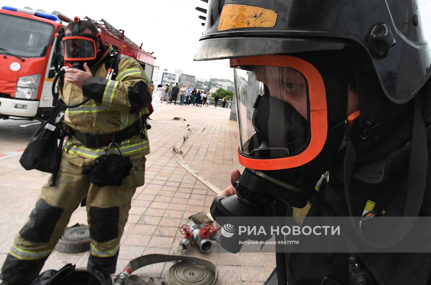 Пожарно-тактические учения в театре Владивостока