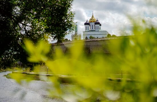 Города России. Псков