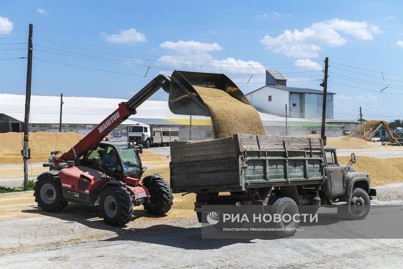 Уборка зерновых культур в Крыму