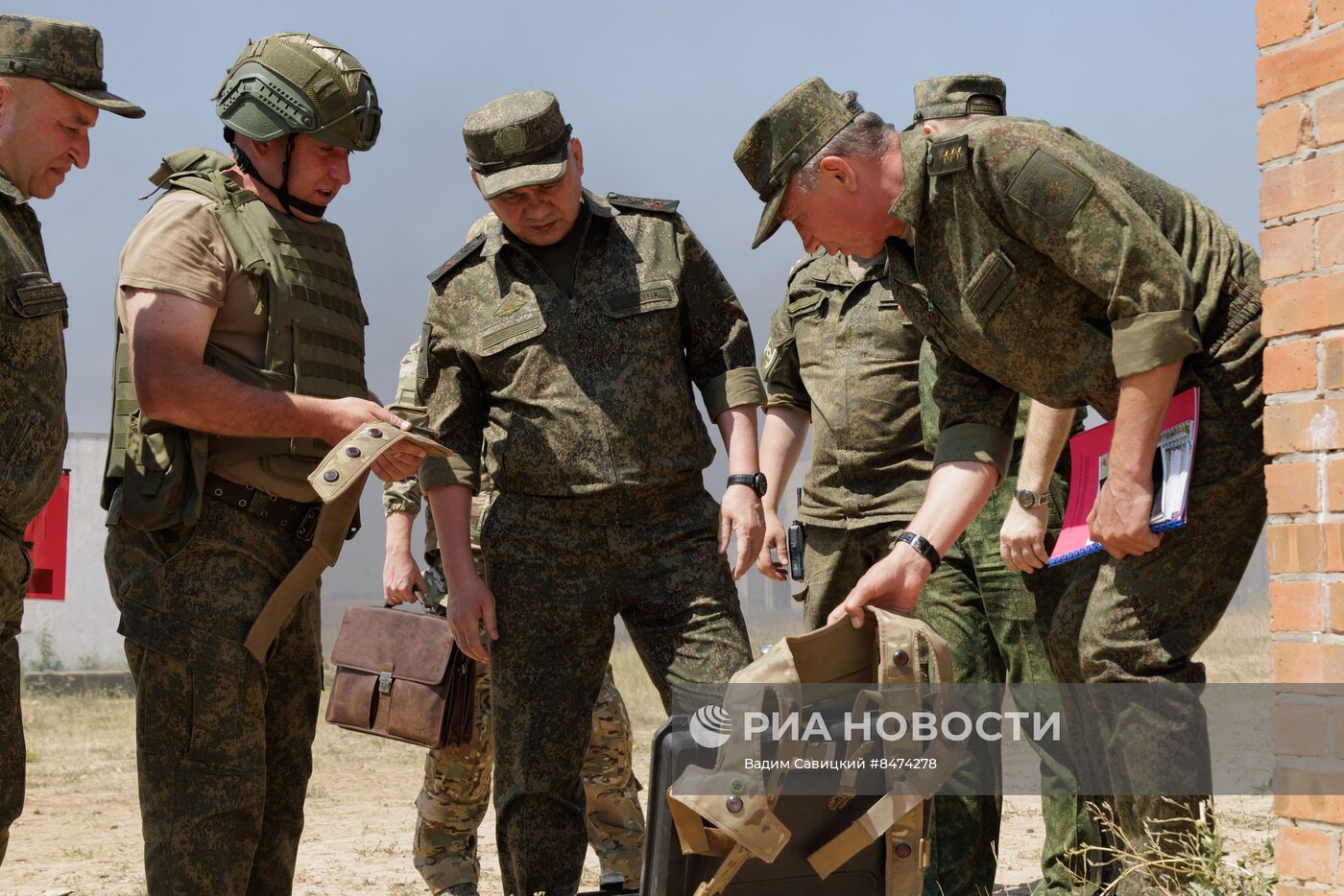 С. Шойгу проверил в ЮВО боевую подготовку военнослужащих