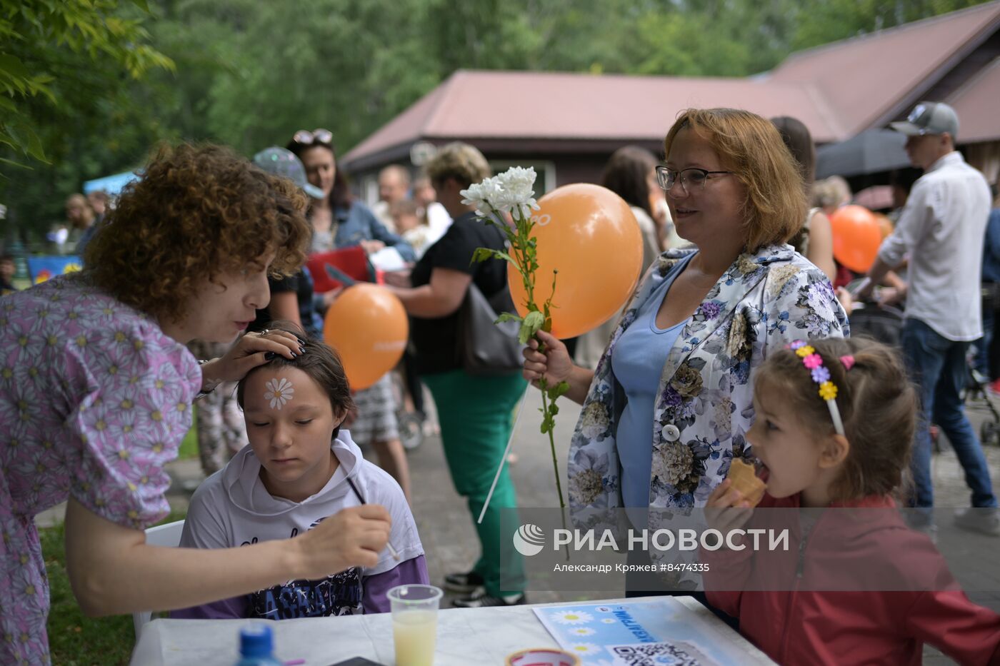 Празднование Дня семьи, любви и верности в России